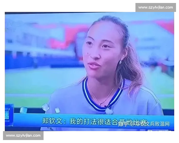 郑钦文晒温网装备:紫色战袍 + 定制战拍,草地战术升级剑指突破